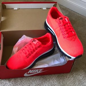 Nike Air Max LD-Zero sneakers